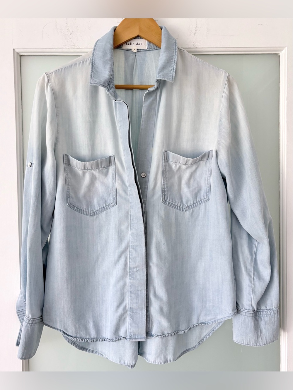 Bella Dahl Chambray Tencel Button Down Shirt Light Wash Blue Size Small